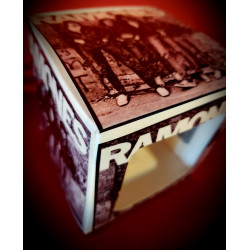 RAMONES " HEY GO  LEST GO " TAZA (en caja)