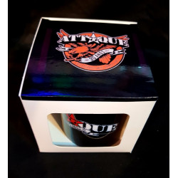 ATTAQUE 77 "30 AÑOS" TAZA (en caja)