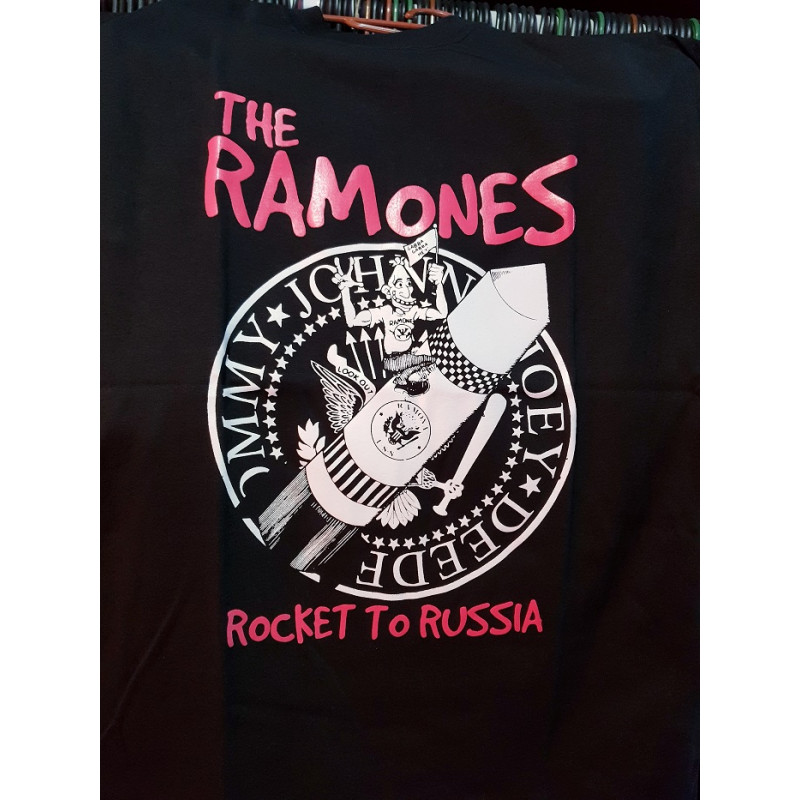 Ramones Remera "Rocket To Rusia"