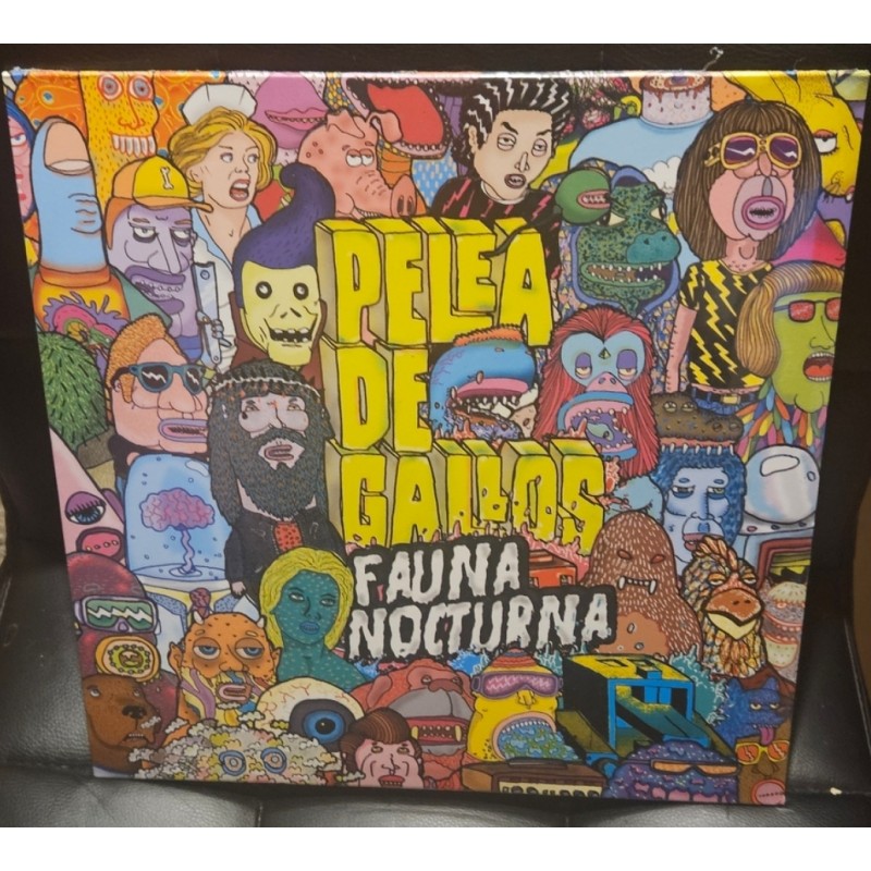 Pelea de Gallos  fauna nocturna